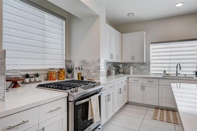 6723 Tangled Vines Ave, Las Vegas, NV 89139 - photo 3