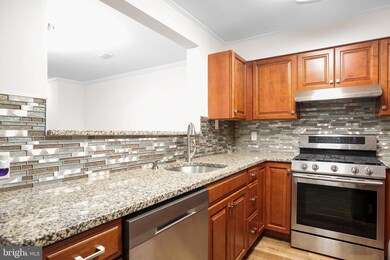 4054 Chetham Way, Woodbridge, VA 22192 - photo 7