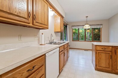 12101 Grouse St NW unit 101, Coon Rapids, MN 55448 - photo 3