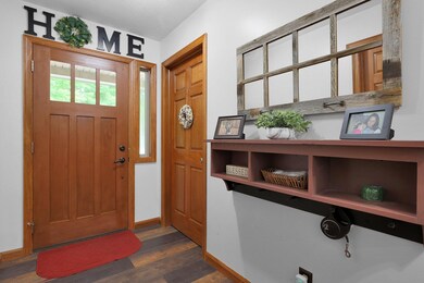 4-web-or-mls-216-woodland-way