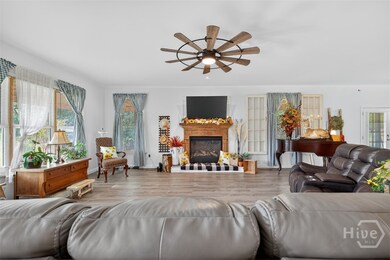 402 Savannah Dr, Mansfield, GA 30055 - photo 2