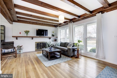 10505 Insley St, Silver Spring, MD 20902 - photo 3