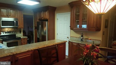 206 Kwanzan Cir, Laurel, MD 20724 - photo 3