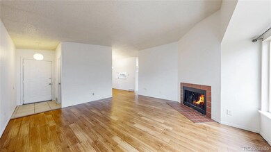 14153 E Montana Cir unit B, Aurora, CO 80012 - photo 3