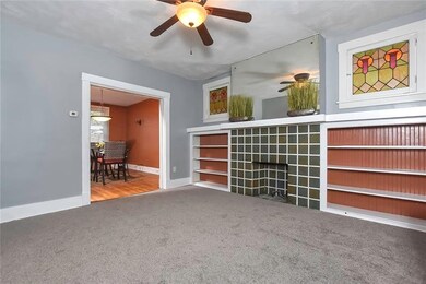 112 LACLEDE LIVING ROOM