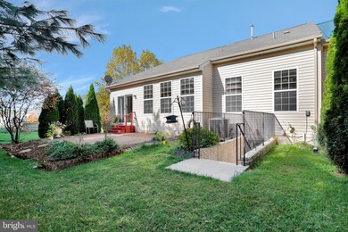 3053 Sundown Dr, Chambersburg, PA 17202 - photo 4