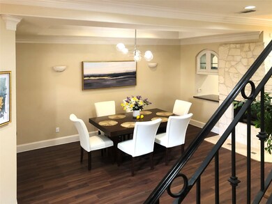 2206 Mcduffie St, Houston, TX 77019 - photo 2