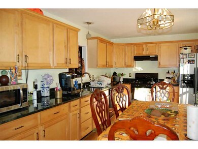 281 Swan St unit 281, Providence, RI 02905 - photo 4