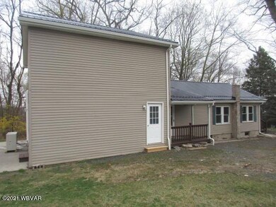 1909 W Independence St, Coal Township, PA 17866 - photo 7