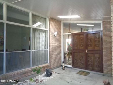 2011 Turrentine Dr, Las Cruces, NM 88005 - photo 3