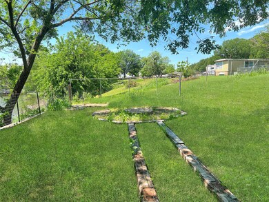 409 Longhorn Trail, Weatherford, TX 76087 - photo 3