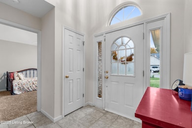 472 Shreve Dr, Louisville, KY 40222 - photo 5