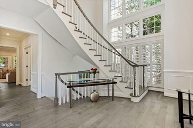 9451 Turnberry Dr, Potomac, MD 20854 - photo 3