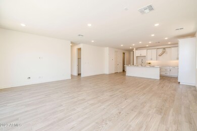 6-web-or-mls-9659 E Rainbow Ave, Mesa-6