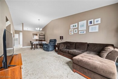 8834 Holly Ln, Olmsted Falls, OH 44138 - photo 2