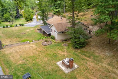 2033 Becker St, Allentown, PA 18106 - photo 3