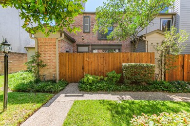 1201 Mcduffie St unit 214, Houston, TX 77019 - photo 4