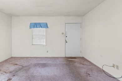 814 Bell Dr, Euless, TX 76039 - photo 5