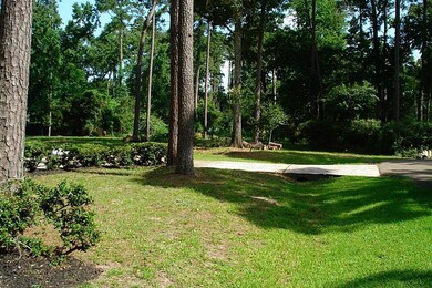 15370 Pinehurst Cir, Conroe, TX 77384 - photo 6