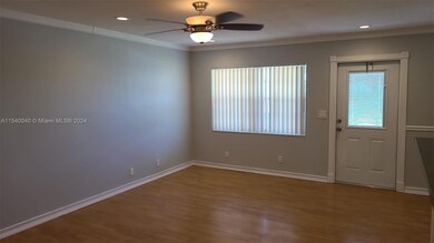 71 Coventry C unit 71C, West Palm Beach, FL 33417 - photo 3