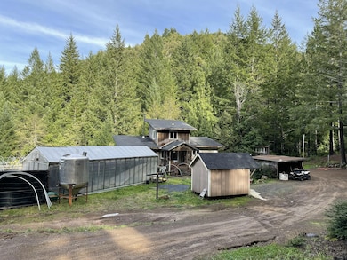 1010 Windy Ridge Ln, Garberville, CA 95542 - photo 3