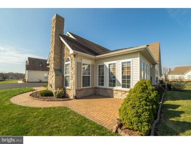 1009 Bordeaux Ln, Pennsburg, PA 18073 - photo 3