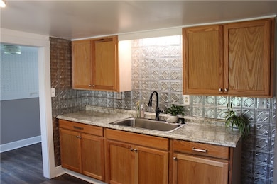 400 E Butler St, Mercer, PA 16137 - photo 6