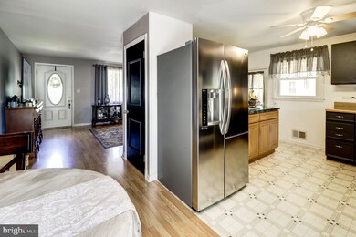 115 Linwood Ave, Glen Burnie, MD 21061 - photo 5