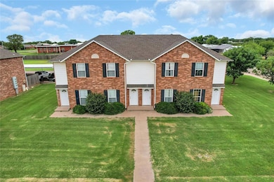8 unit Townhomes for sale.