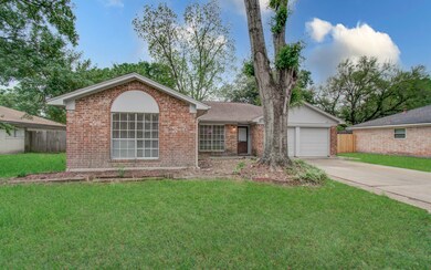 1115 Saddle Rock Dr, Houston, TX 77088 - photo 2