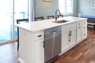 4818 N Koerner Rd, Peoria, IL 61615 - photo 5