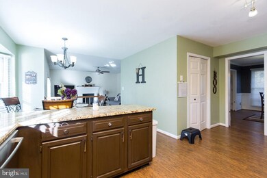 11804 Clarence Dr, Fredericksburg, VA 22407 - photo 3