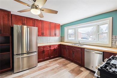 23 Grove St, Waterloo, NY 13165 - photo 6