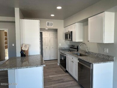 7611 E David Dr, Tucson, AZ 85730 - photo 5