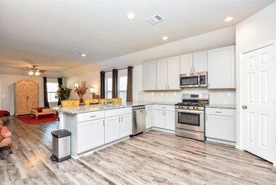 18534 Scarlet Meadow Ln, Tomball, TX 77377 - photo 5