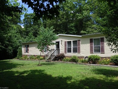 3011 Brookside Ct, Asheboro, NC 27205 - photo 4