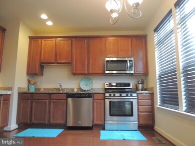 553 Garrett a Morgan Blvd, Hyattsville, MD 20785 - photo 2