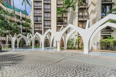 Liliuokalani Gardens unit II914, Honolulu, HI 96815 - photo 4