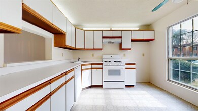 93 Shawnee Place, Galloway, NJ 08205 - photo 4