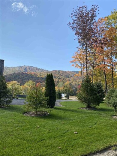 38 Stags Leap Ln unit 38, Wilmington, VT 05363 - photo 3