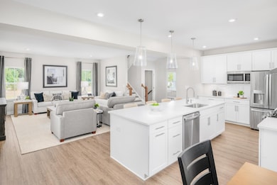 1056 Olivia Dr, Oakdale, PA 15071 - photo 5