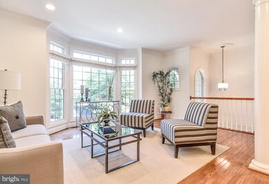 3091 Mckinnon Way, Oakton, VA 22124 - photo 4