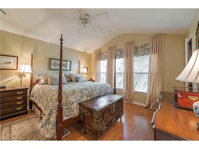 820 Hampton Cir unit 175, Naples, FL 34105 - photo 5