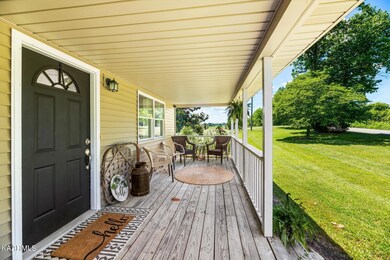 05-4353-Fulton-Rd-Corryton-TN-5