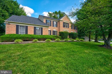 19235 Jamestown Dr, Hagerstown, MD 21742 - photo 2