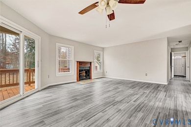 319 Lake Caroline Dr, Ruther Glen, VA 22546 - photo 5