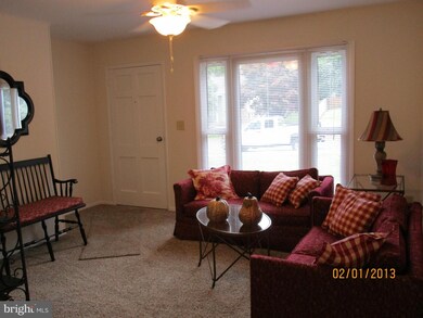 1321 Outer Dr, Hagerstown, MD 21742 - photo 4