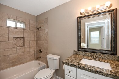 3922 Tolnay St, Houston, TX 77021 - photo 4