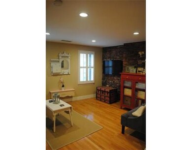 229-233 North St unit 1, Boston, MA 02113 - photo 7