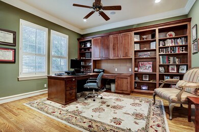 1001 Buckingham Ct, Friendswood, TX 77546 - photo 3